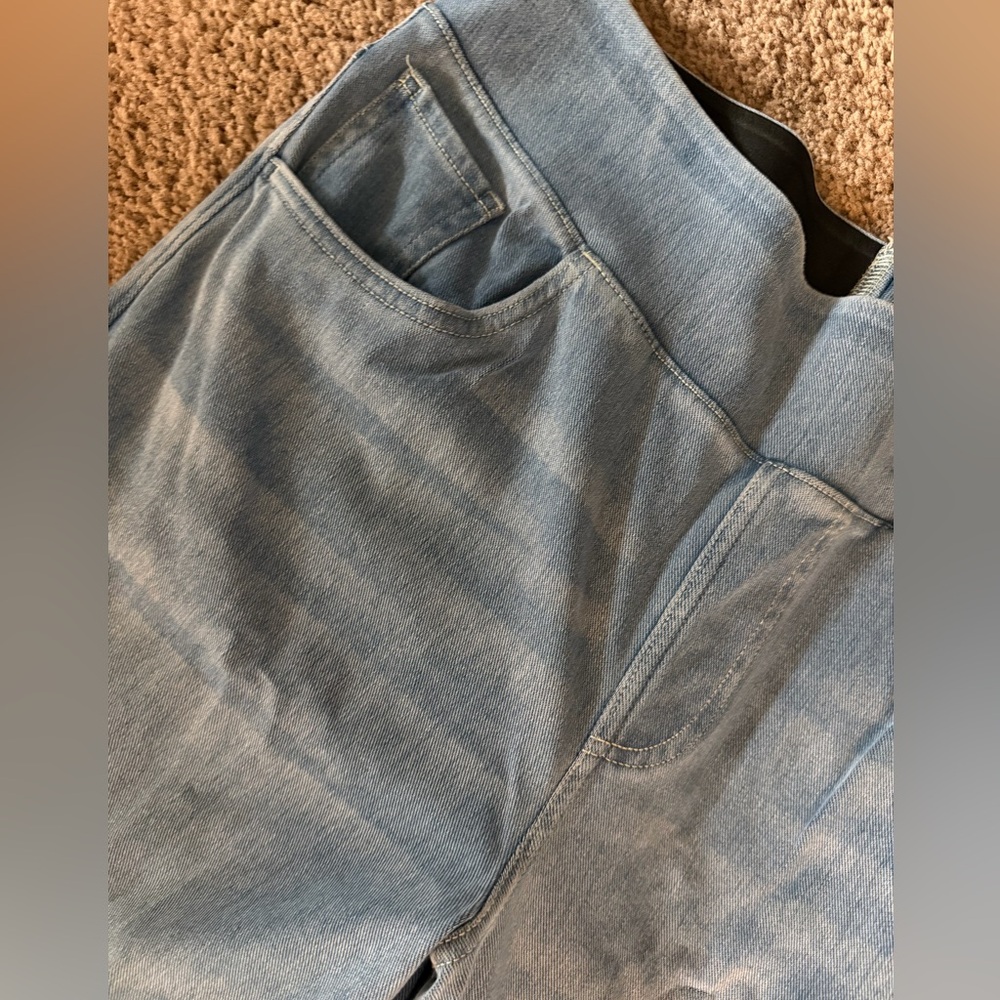Halara Flex™ High Waisted, Baggy, 
Wide Leg, Casual Pocketed Jeans, Size L - Picture 5 of 10